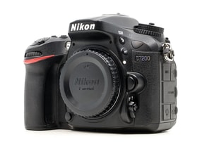 Nikon D7200