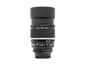 Nikon AF DC Nikkor 135mm f/2