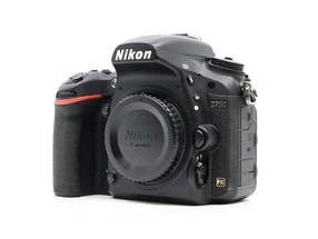 Nikon D750