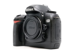 Nikon D70