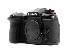 Panasonic Lumix DC-G9