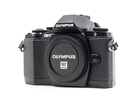 Olympus OM-D E-M10