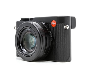 Leica D-Lux 8