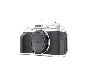 Fujifilm X-T200