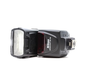 Nikon SB-700 Speedlight