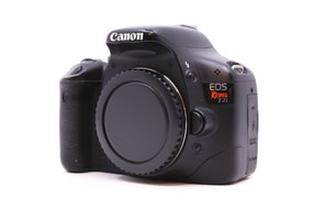 Canon EOS Rebel T2i