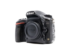 Nikon D750