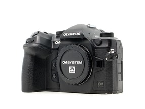 OM SYSTEM OM-1