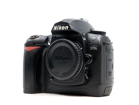 Nikon D70s