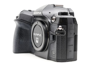 OM SYSTEM OM-1