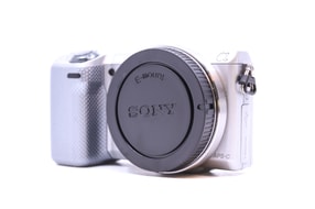 Sony Alpha NEX-5T