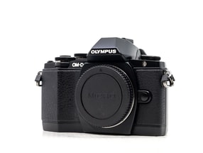 Olympus OM-D E-M10