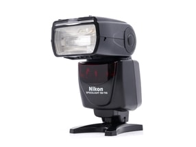 Nikon SB-700 Speedlight