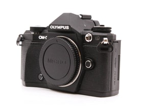 Olympus OM-D E-M5 Mark II