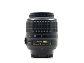 Nikon AF-S DX Nikkor 18-55mm f/3.5-5.6G VR