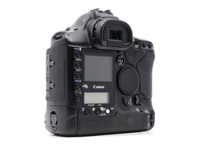 Canon EOS 1D Mark II