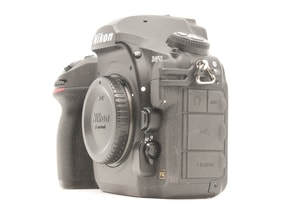 Nikon D850