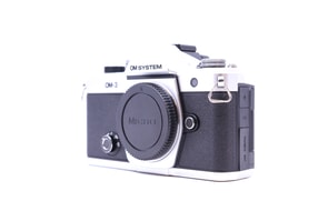 OM SYSTEM OM-3