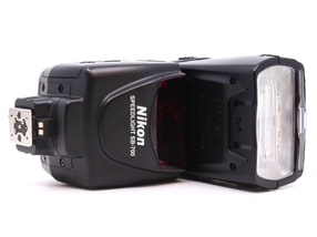 Nikon SB-700 Speedlight
