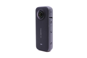 Insta360 X3