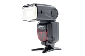 Nikon SB-910 Speedlight