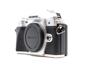 Olympus OM-D E-M10 Mark III