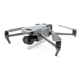 DJI Mavic 3 Cine Premium Combo