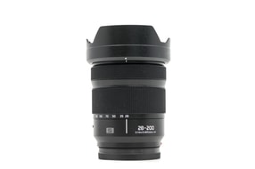 Panasonic Lumix S 28-200mm f/4-7.1
