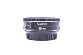 Canon EF 40mm f/2.8 STM