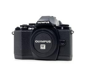 Olympus OM-D E-M10