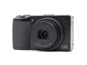 Ricoh GR III