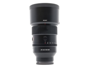 Sony FE 135mm f/1.8 GM