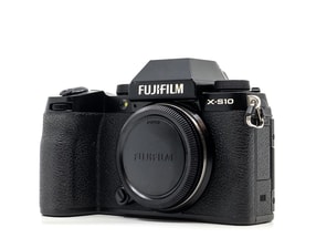 Fujifilm X-S10
