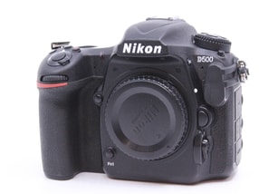 Nikon D500