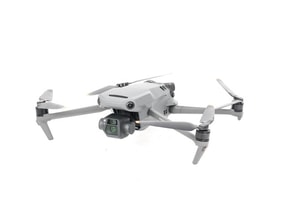 DJI Mavic 3 Cine Premium Combo