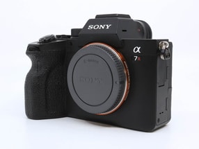 Sony Alpha A7R IV