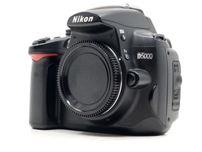 Nikon D5000