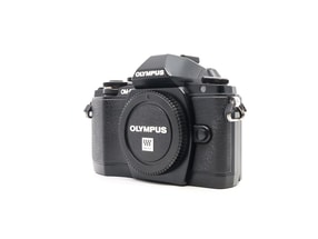 Olympus OM-D E-M10