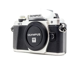 Olympus OM-D E-M10 Mark II