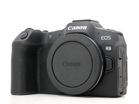 Canon EOS R8