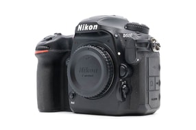 Nikon D500