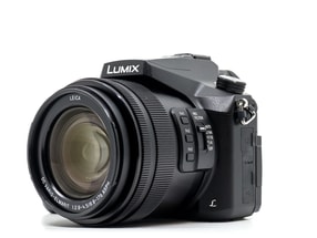 Panasonic Lumix DMC-FZ2000