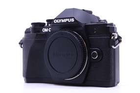 Olympus OM-D E-M10 Mark III