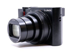 Panasonic Lumix DC-TZ200