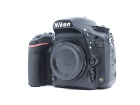 Nikon D750