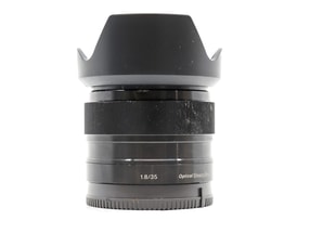 Sony E 35mm f/1.8 OSS
