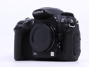 Fujifilm FinePix S5 Pro