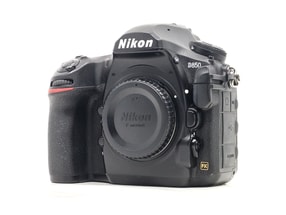 Nikon D850