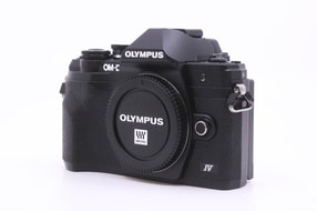 Olympus OM-D E-M10 Mark IV