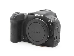 Canon EOS R7